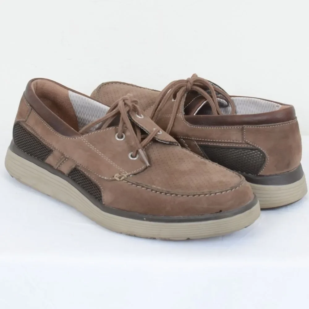 Clarks UnAbode Step Leather Boat Shoe Men's 11M